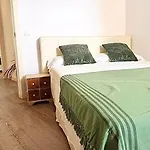 Hippie Beach Ibiza Apartment