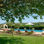 Villa Mago