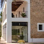 Magnificent Villa Marama In The Midst Of Ibiza\'S Countryside