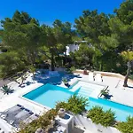 Stunning Luxury Villa With Panoramic Views To The Sea, Dalt Vila And Formentera