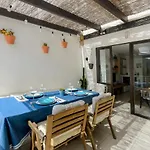 Casita En Cala Llonga