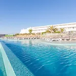 Sirenis Seaview Country Club