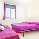 Apartamento De Tres Habitaciones En Playa De Embossa