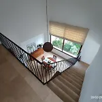 Casa Serena Con Piscina Y Jardin