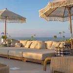 Villa Wave