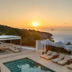 Villa Wave