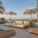 Villa Wave