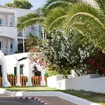 Camelina Suites