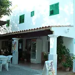 Pensión Las Tres Golondrinas