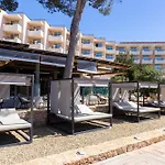 Invisa Hotel Club Cala Verde