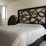 Marina Ibiza Suites & Yacht