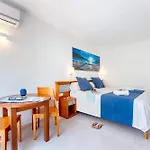 Apartamentos Vibra Caleta
