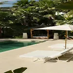 Lavish Villa Near Cala Llonga