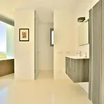 Modern Holiday Home With Vast Terracing