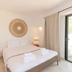 Sunset Villa With Pool And Seaview