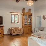Casa Mariposa Benirras