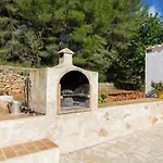 Maison Calme Wifi, Aircon, Private Pool