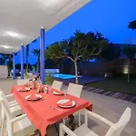 Majestic Villa Near San Antonio