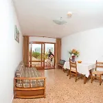 Poseidon II Apartments