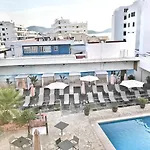 Fergus Paraiso Beach - Adults Only