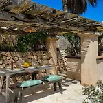 Villa Romero I