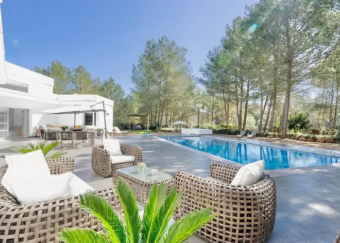 Peaceful Villa In Santa Gertrudis