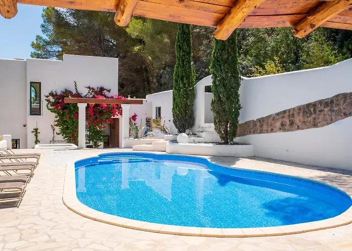Finca Victoria Eu - A Lovely Ibiza Villa In The Hills