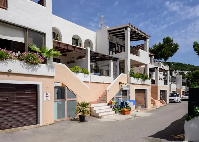 Casita En Cala Llonga
