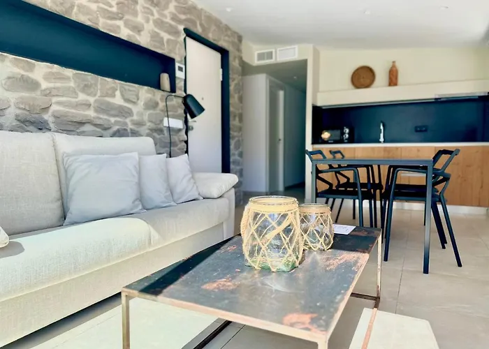Cala Vadella Beachwalk Suites