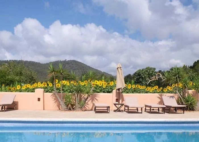 Hostal Restaurante Pou des Lleó