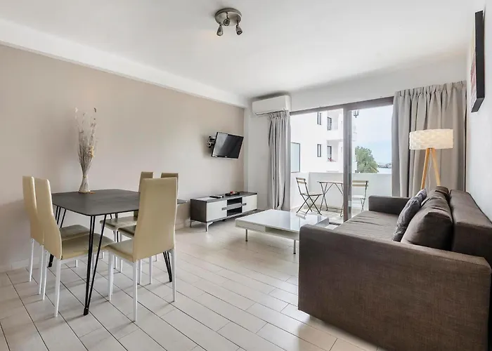 Apartamentos Esmeralda Ibiza