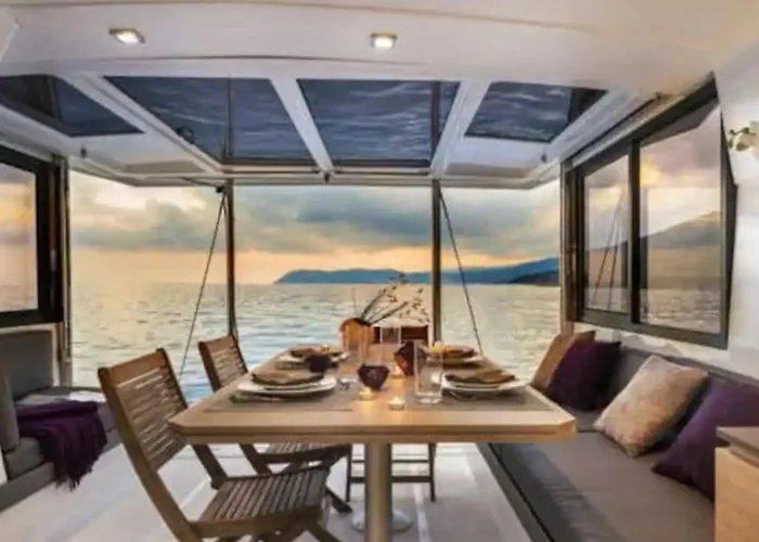 Centro Ibiza Catamaranes Y Velero
