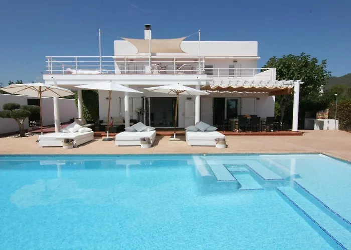 Ferienhaus Mit Privatpool Fuer 8 Personen Ca 250 Qm In Sant Jordi De Ses Salines, Ibiza Suedkueste Von Ibiza