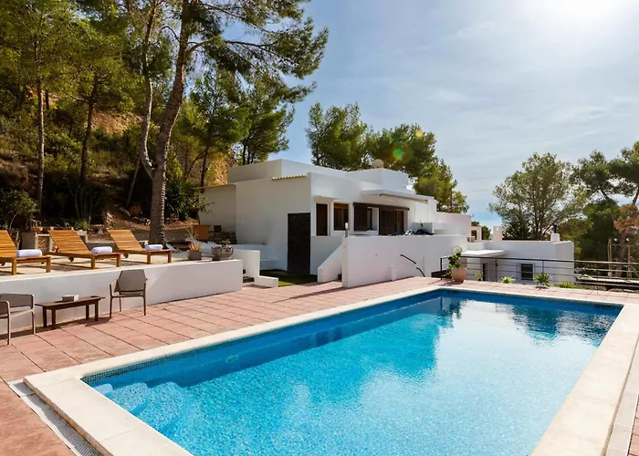 Can Daniel Relax & Enjoy Villa