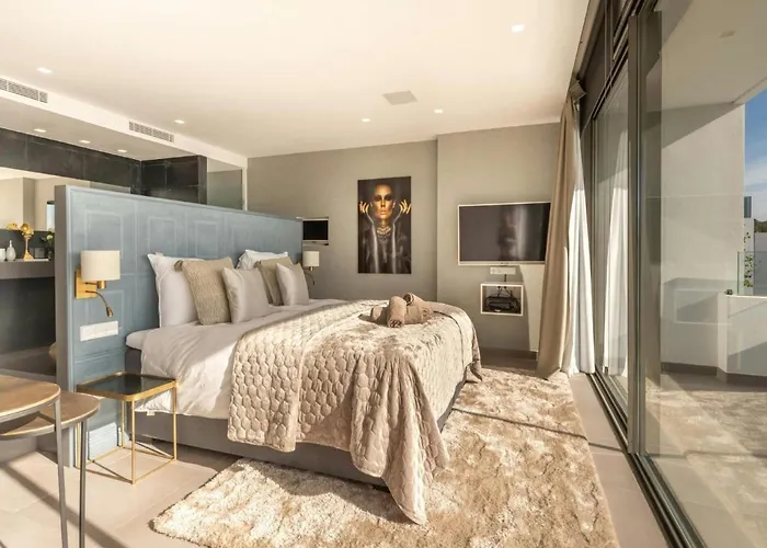Villa In Carrer Del Kiwi