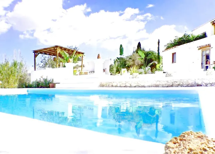 Authentic Family House Summer
