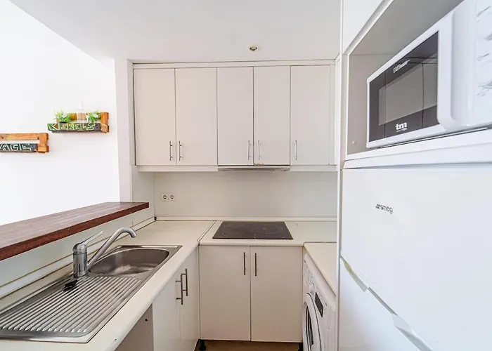 Amazing Seafront Apt Den Bossa 3