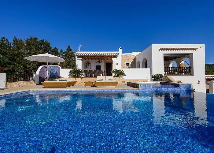 Villa Almond
