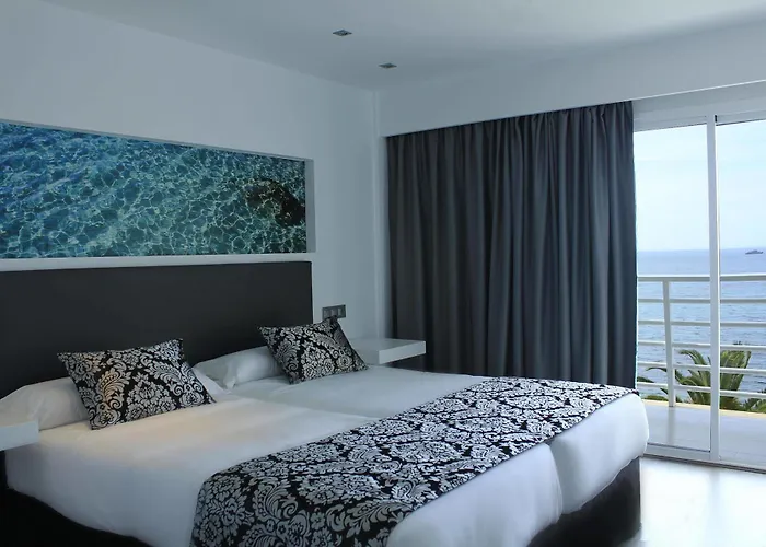 Hotel Náutico Ebeso