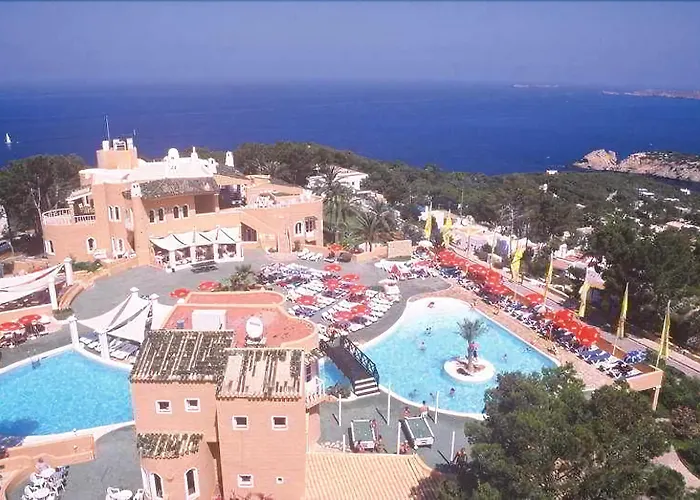 Cala Vadella Resort