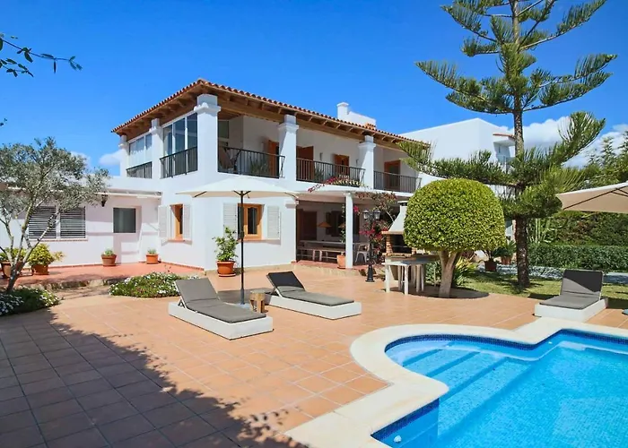 Villa Wicker By Eivillas