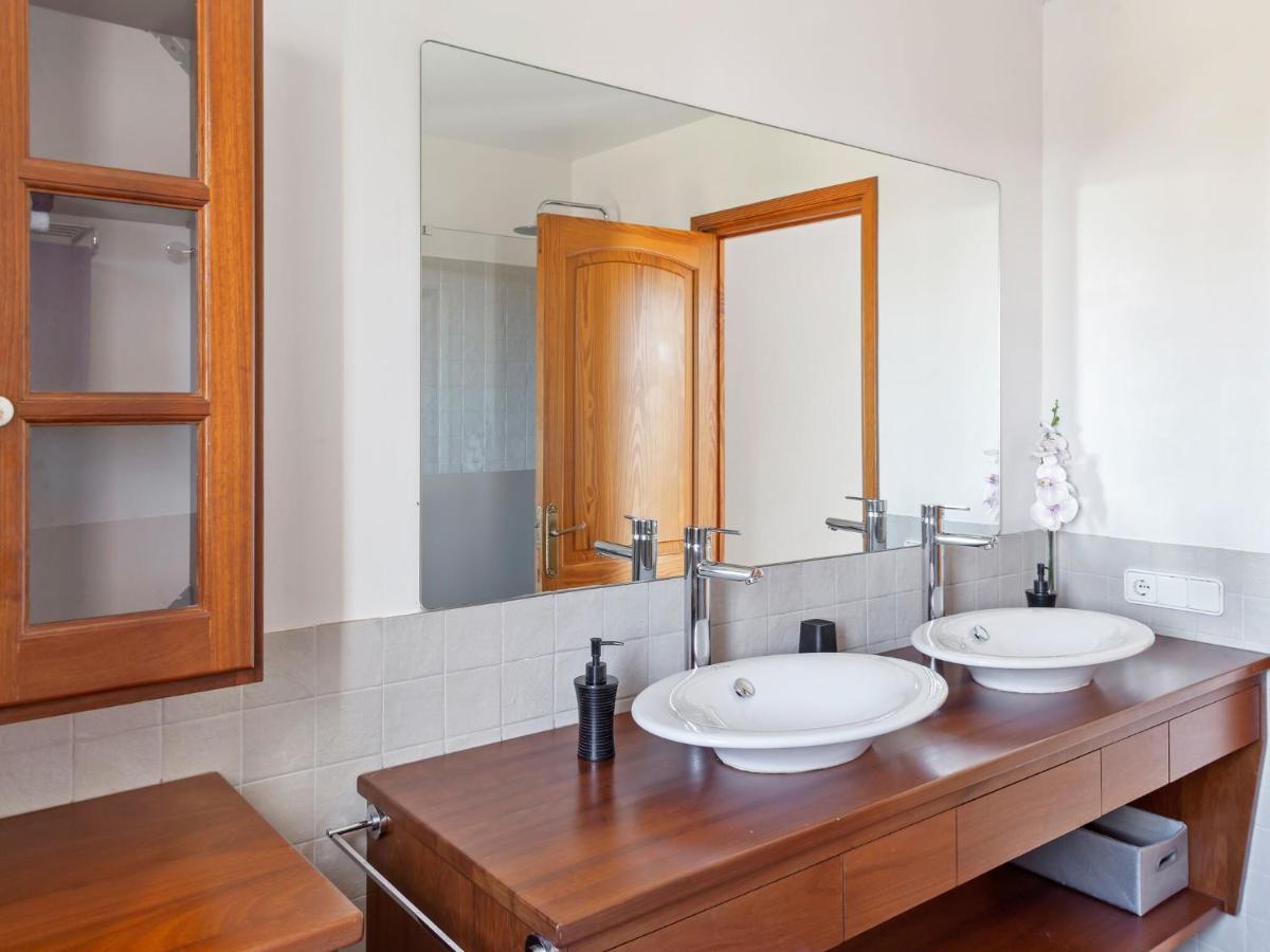 Ideally Located With Pool A Short Drive From Ibiza Town And The Beach San José