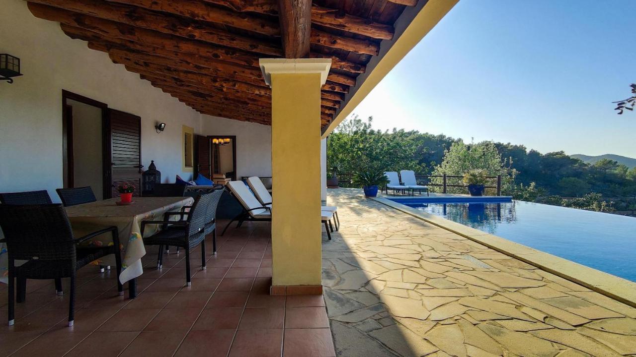 Casa Ibicenca Con Piscina Privada