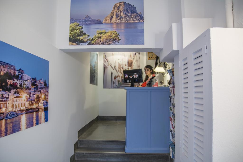 Hostal Ibiza *