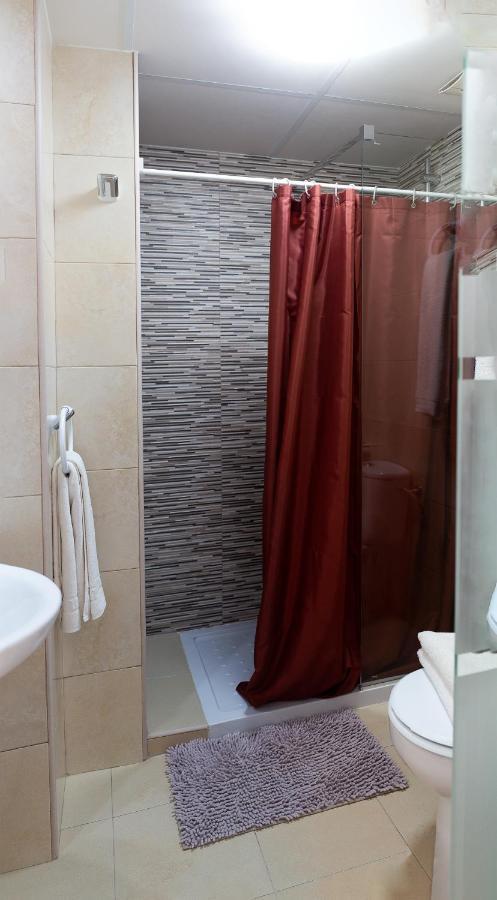 Guest house Yebisah 2*