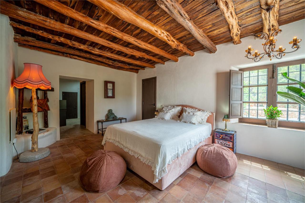 Robby's Ibiza Farm stay *