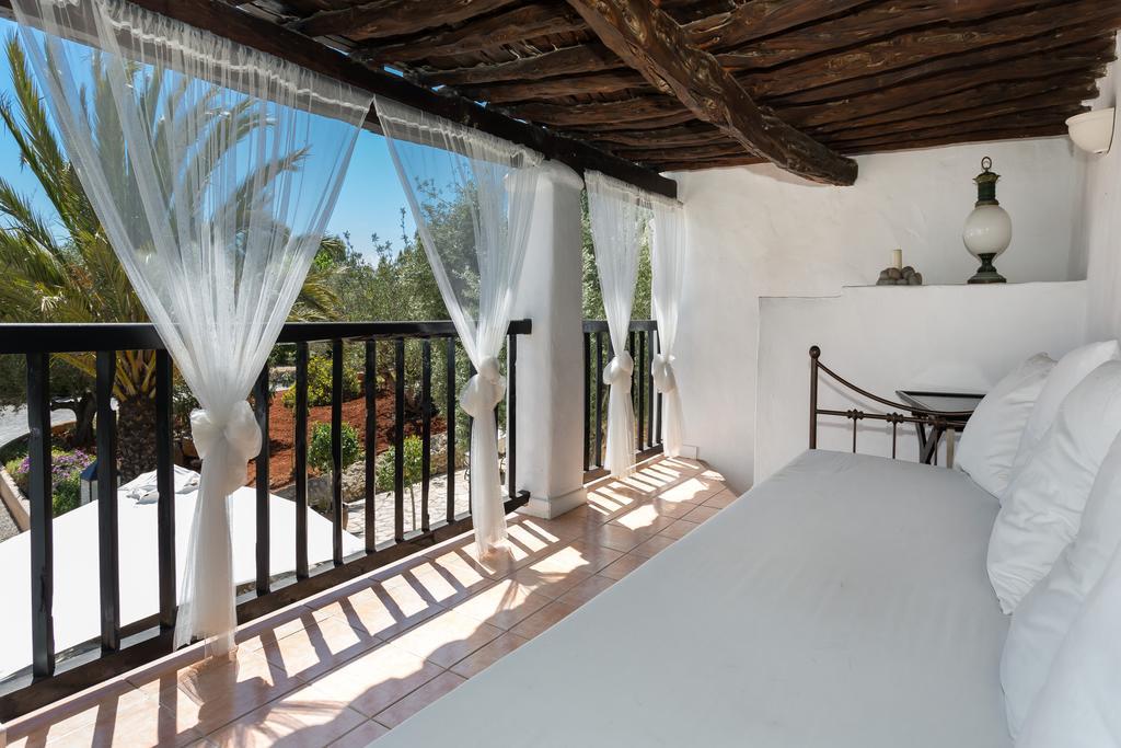 Guillem Farm stay *