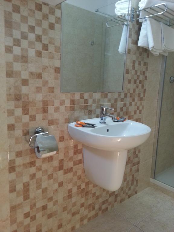 Vedra Hotel *