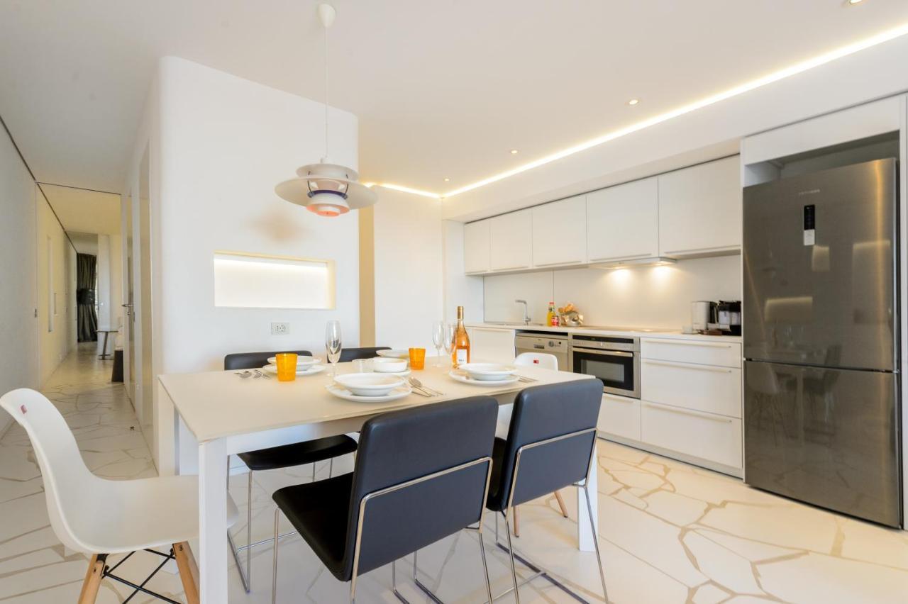 Luxury Boas- Best Location *
