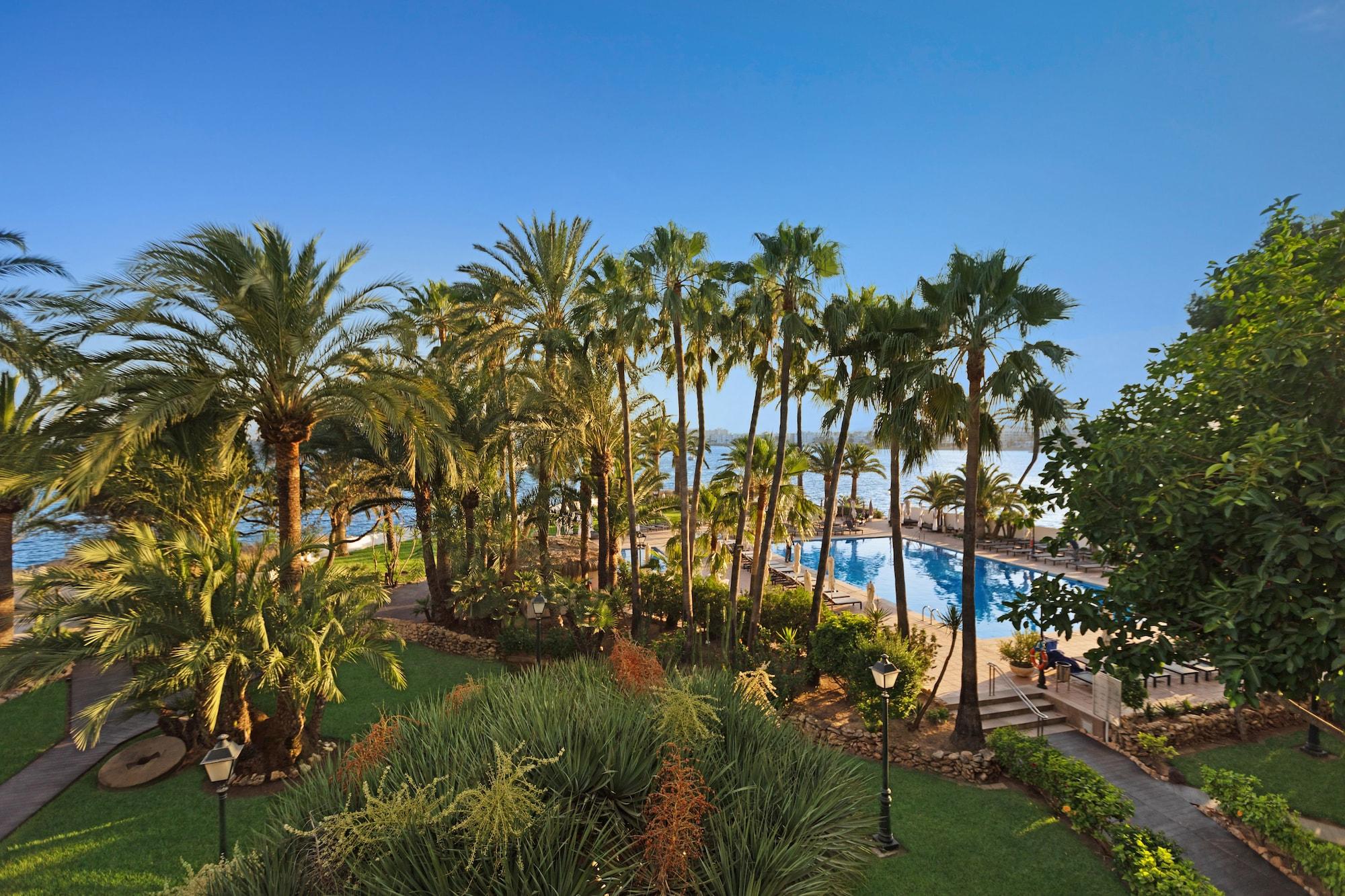 Thb Molinos - Adults Only